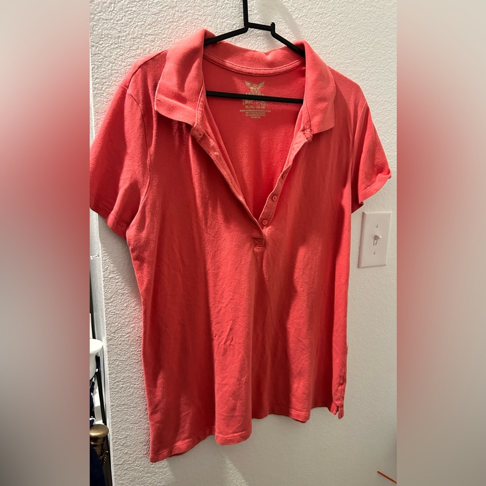 Polo shirt. Size XL.